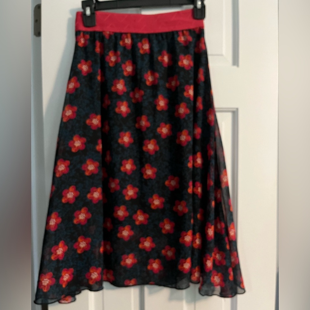 LuLaRoe Lola Flowy Chiffon Cherryblossom Midi Skirt Black w/ Pink 🖤💖💚🩵